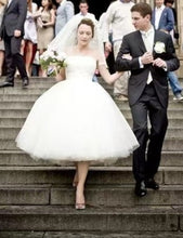 Carica l&#39;immagine nel visualizzatore di Gallery, Strapless Wedding Dresses Bridal Gown Tea Length