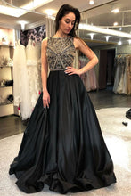 Laden Sie das Bild in den Galerie-Viewer, Sparkly Black Long Prom Dresses with Beaded