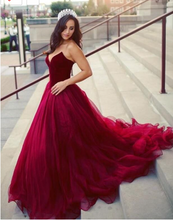 Charger l&#39;image dans la galerie, Burgundy Prom Dresses Princess Gown Birthday Dresses