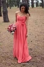 Charger l&#39;image dans la galerie, Coral Bridesmaid Dresses Strapless with Handmade Flower