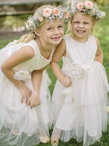 Sweet Flower Girl Dresses with Handmade Flowers