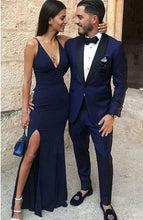 Laden Sie das Bild in den Galerie-Viewer, Navy Blue Split Side V Neck Prom Dresses