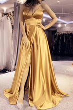 Laden Sie das Bild in den Galerie-Viewer, Gold Spaghetti Straps Prom Dresses Slit Side