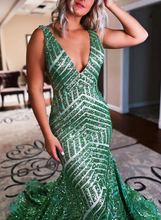 Load image into Gallery viewer, V Neck Mermaid Prom Dresses Long