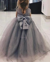 Charger l&#39;image dans la galerie, Grey Flower Girl Dresses with Bowknot