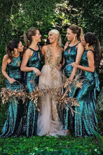 Charger l&#39;image dans la galerie, Halter Sequins Bridesmaid Dresses with Keyhole