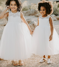 Load image into Gallery viewer, Tea Length Lace Flower Girl Dresses for Kids