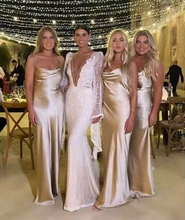 Laden Sie das Bild in den Galerie-Viewer, Light Champagne Bridesmaid Dresses for Wedding Party Silk