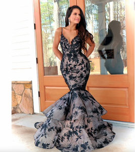 Straps Black Lace Mermaid Prom Dresses