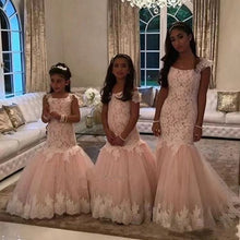 Charger l&#39;image dans la galerie, Mermaid Flower Girl Dresses with Lace