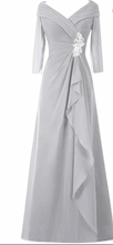 Charger l&#39;image dans la galerie, V Neck Grey Mother of the Bride Dresses with Sleeves