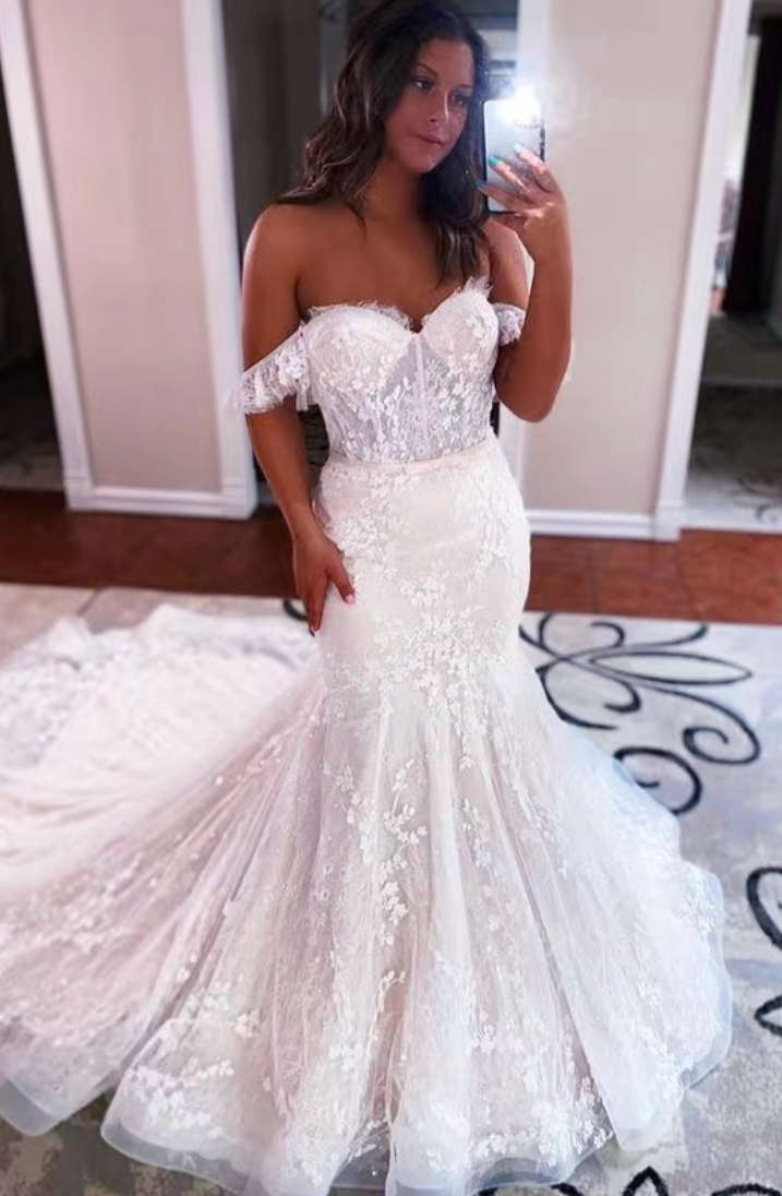 Off Shoulder Lace Wedding Dresses Bridal Gown