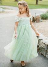 Load image into Gallery viewer, Off Shoulder Sage Flower Girl Dresses Tulle