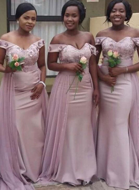 Off the Shoulder Bridesmaid Dresses with Lace Appliques