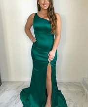 Load image into Gallery viewer, Green One Shoulder Prom Dresses Mermaid