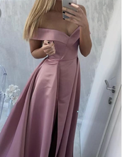 Laden Sie das Bild in den Galerie-Viewer, Off Shoulder Olive Green Slit Side Prom Dresses for Women