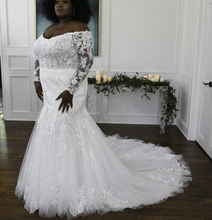 Laden Sie das Bild in den Galerie-Viewer, Mermaid Wedding Dresses Bridal Gown with Full Sleeves