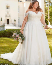 Charger l&#39;image dans la galerie, Plus Size Off the Shoulder Wedding Dresses Bridal Gown