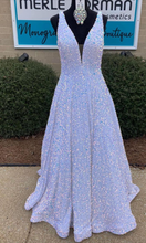 Load image into Gallery viewer, Plus Size Prom Dresses V Neck Sequin