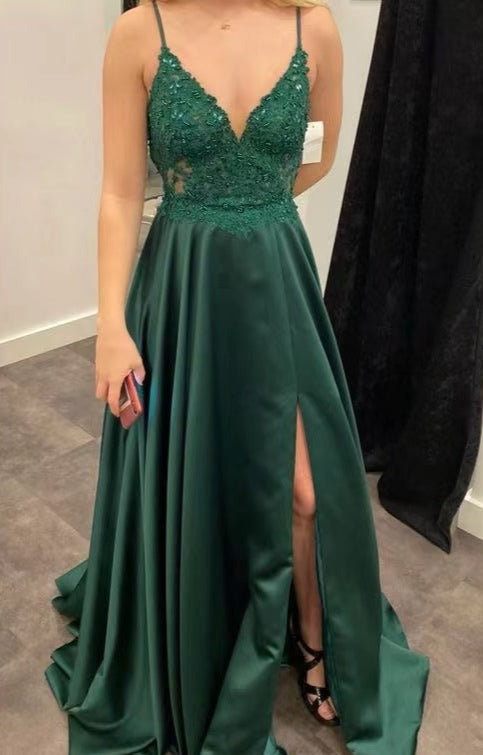 Spaghetti Straps Prom Dresses with Appliques