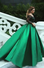 Cargar imagen en el visor de la galería, Bateau Prom Dresses Princess Gown with Sleeves Green