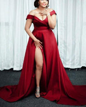 Load image into Gallery viewer, Plus Size Red Off the Shoulder Prom Dresses