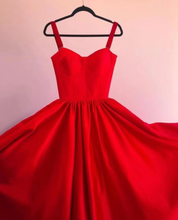 Load image into Gallery viewer, Red Prom Dresses Straps Floor Length