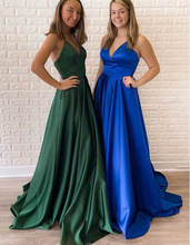 Cargar imagen en el visor de la galería, Royal Blue/Green Prom Dresses under 100