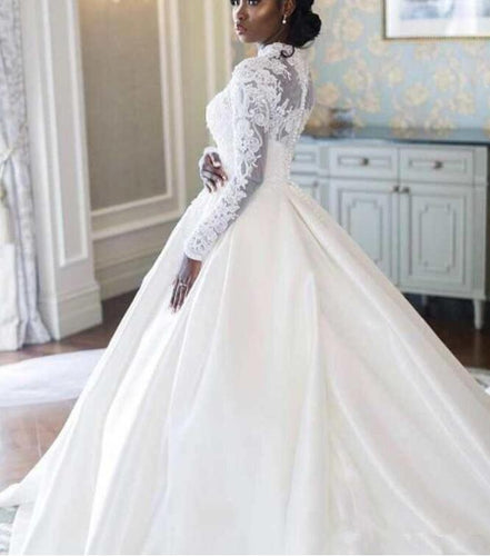 High Neck Wedding Dresses Bridal Gown with Appliques