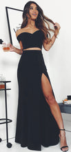 Laden Sie das Bild in den Galerie-Viewer, Black Off the Shoulder Mermaid Prom Dresses with Split Side