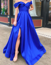 Laden Sie das Bild in den Galerie-Viewer, Prom Dresses Royal Blue Off Shoulder Slit Side