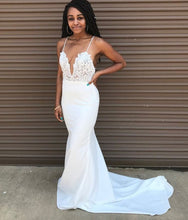 Load image into Gallery viewer, Spaghetti Straps Wedding Dresses Bridal Gown with Appliques