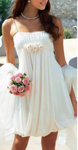 Laden Sie das Bild in den Galerie-Viewer, Spaghetti Straps Knee Length Wedding Dresses Bridal Gown