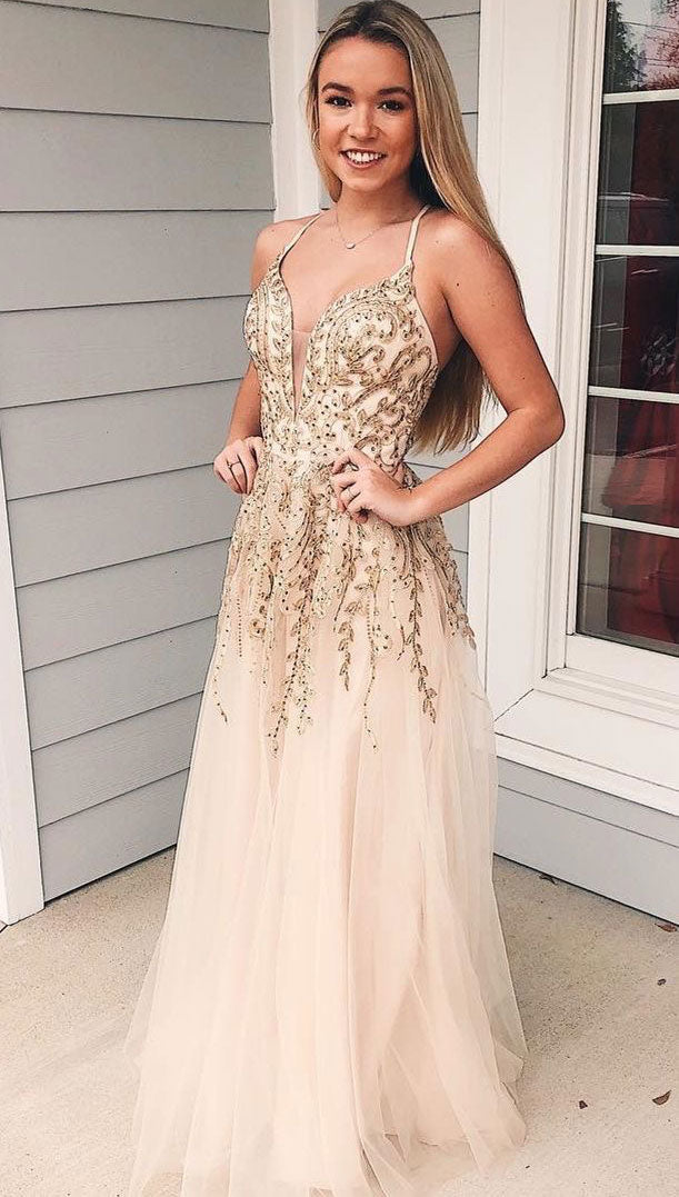 Spaghetti straps Tulle Long Prom Dresses with Appliques Beaded