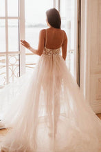 Laden Sie das Bild in den Galerie-Viewer, Spaghetti Straps Bridal Gown Wedding Dresses with Slit