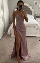 Carica l&#39;immagine nel visualizzatore di Gallery, Spaghetti Straps Prom Dresses Slit