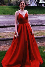 Laden Sie das Bild in den Galerie-Viewer, Spaghetti Straps Red Prom Dresses