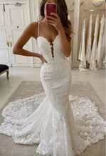 Laden Sie das Bild in den Galerie-Viewer, Lace Spaghetti Straps Sheath Wedding Dresses Bridal Gown