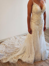 Cargar imagen en el visor de la galería, Spaghetti Straps Wedding Dresses Bridal Gown with Appliques