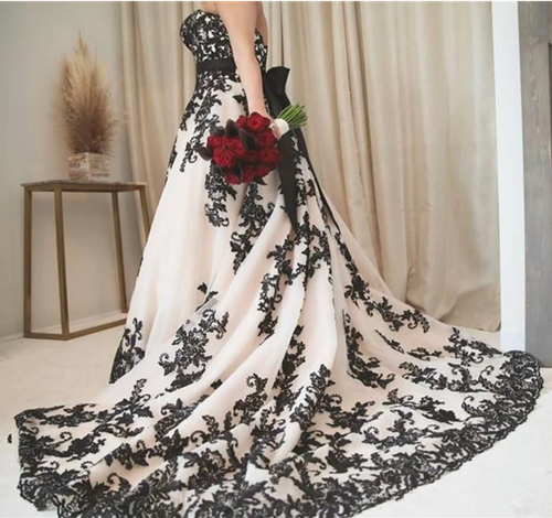 Sweetheart Wedding Dresses Bridal Gown with Black Lace