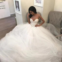 Load image into Gallery viewer, Sweetheart Wedding Dresses Bridal Gown