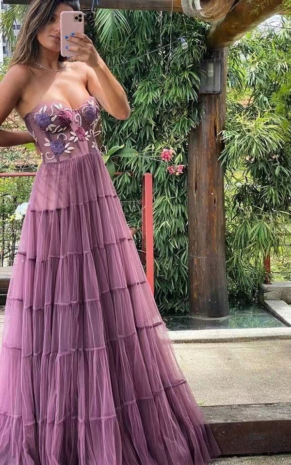 Sweetheart Long Prom Dresses with Embroidery