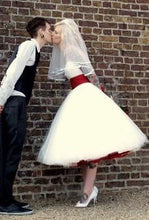 Laden Sie das Bild in den Galerie-Viewer, Sweetheart Tea Length Tulle Wedding Dresses Bridal Gowns