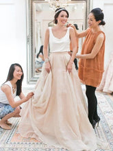 Laden Sie das Bild in den Galerie-Viewer, Two Piece Wedding Dresses Bridal Gown