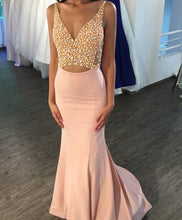 Load image into Gallery viewer, V Neck Mermaid Prom Dresses with Rhinstone