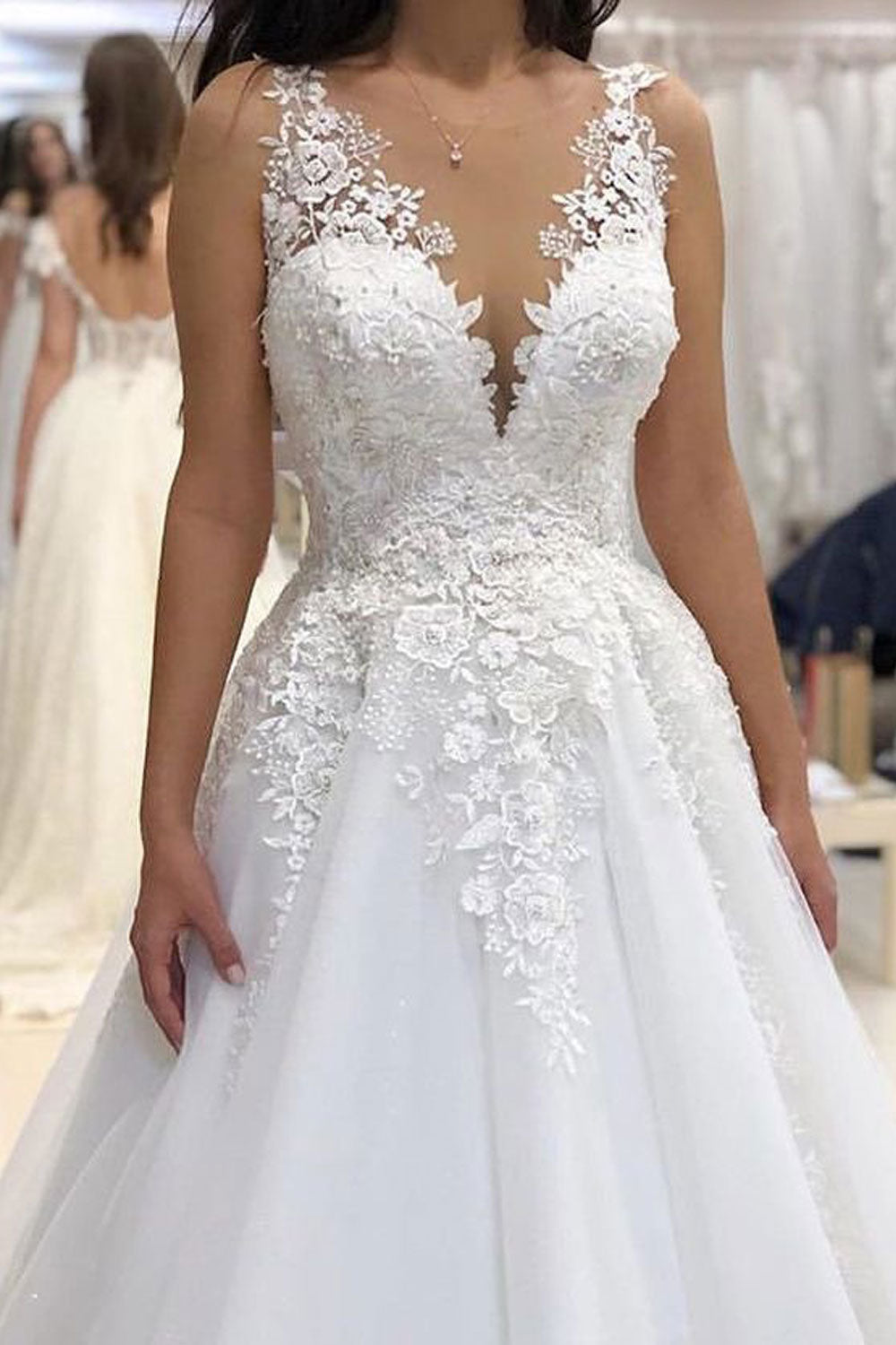 V Neck Wedding Dresses Bridal Gown with Appliques Flowers