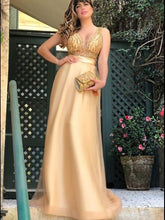 Charger l&#39;image dans la galerie, V Neck Floor Length Prom Dresses with Beading