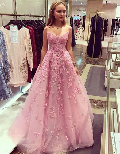 Sweetheart Tulle Prom Dresses with Appliques Lace