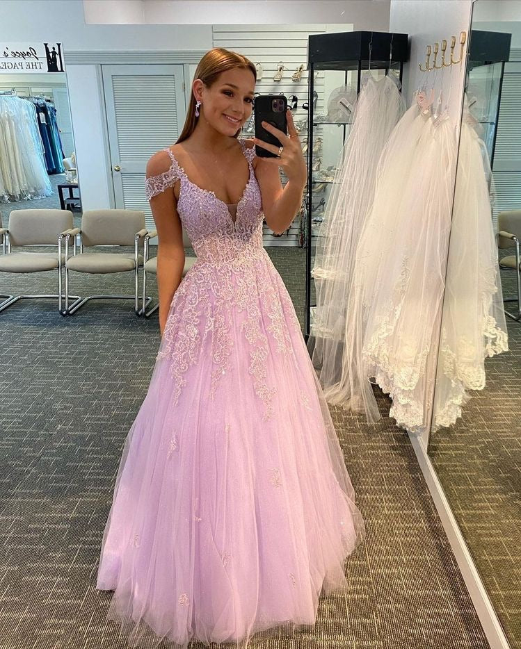 Spaghetti Straps Tulle Prom Dresses with Appliques