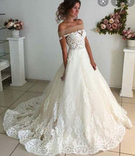 Load image into Gallery viewer, Unique Wedding Dresses Bridal Gown with Appliques Lace